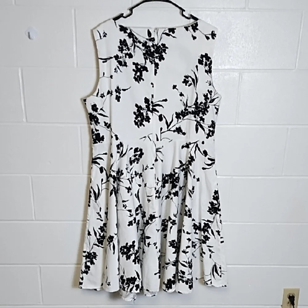 Fit N Flare Retro Black and White Sleeveless Cotton Stretch Dress 22W - Picture 2 of 13